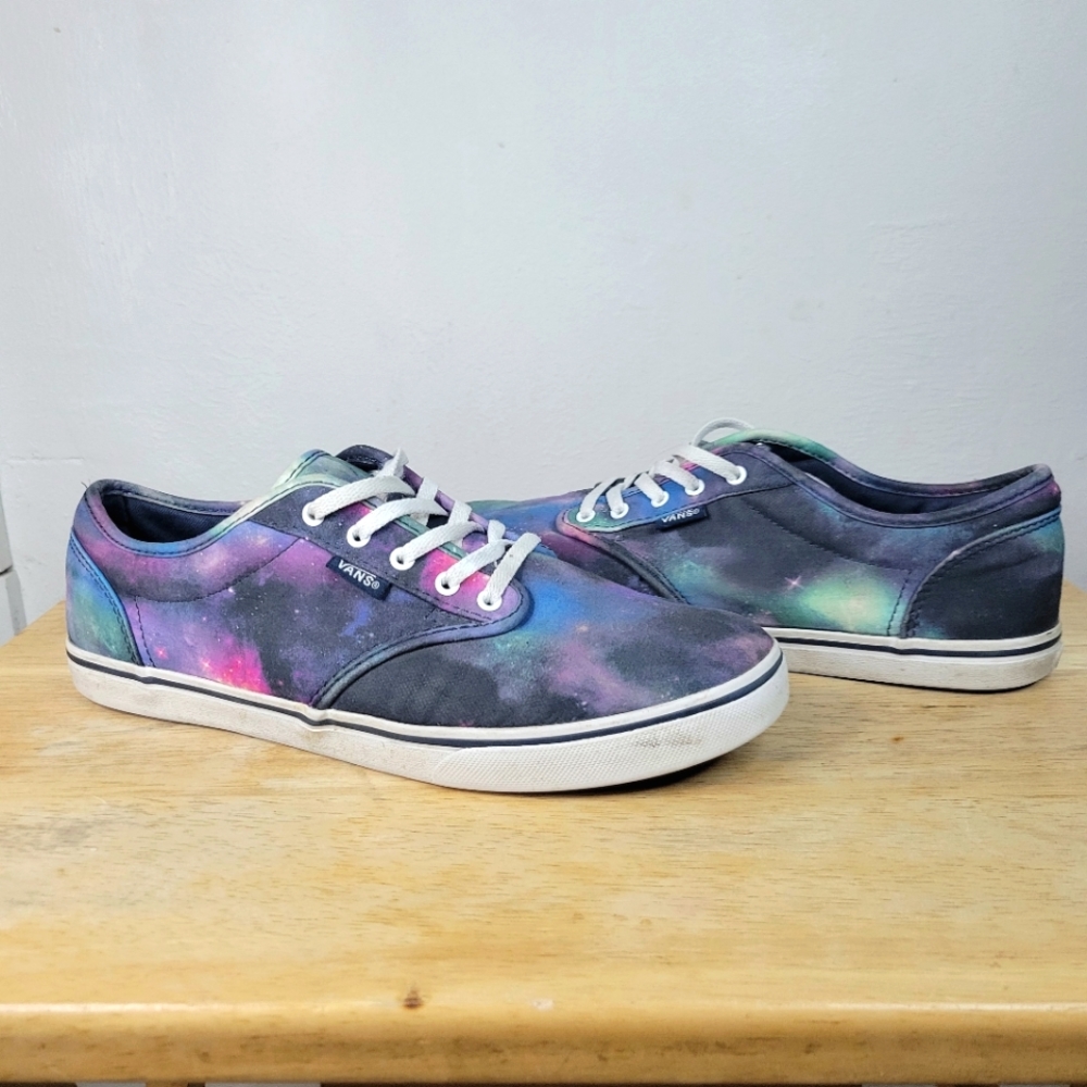 VANS Atwood, Cosmic Galaxy Sneakers, (Green / Blue / Purple) Womens Size : 9.0